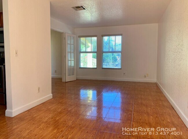 Foto del edificio - 9502 Morris Bridge Rd