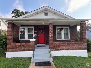 Building Photo - 8823 Powell Ave