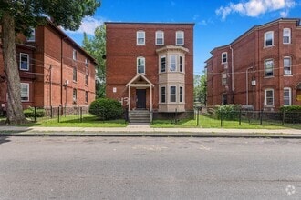 Building Photo - 43 Seyms St