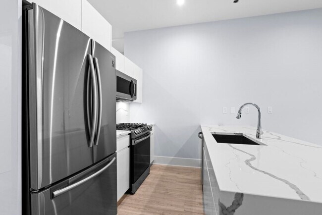 Foto del edificio - 159 W North Avenue Unit 404