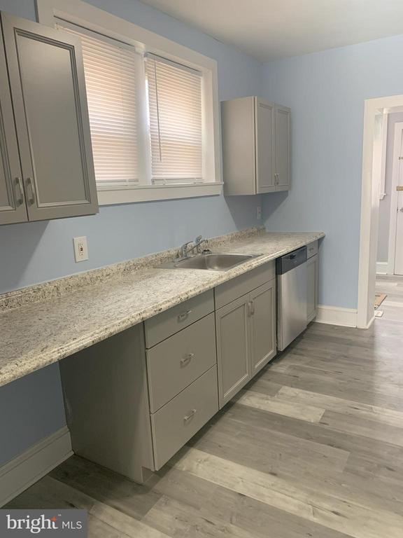 Foto del edificio - 2982 E Thompson St