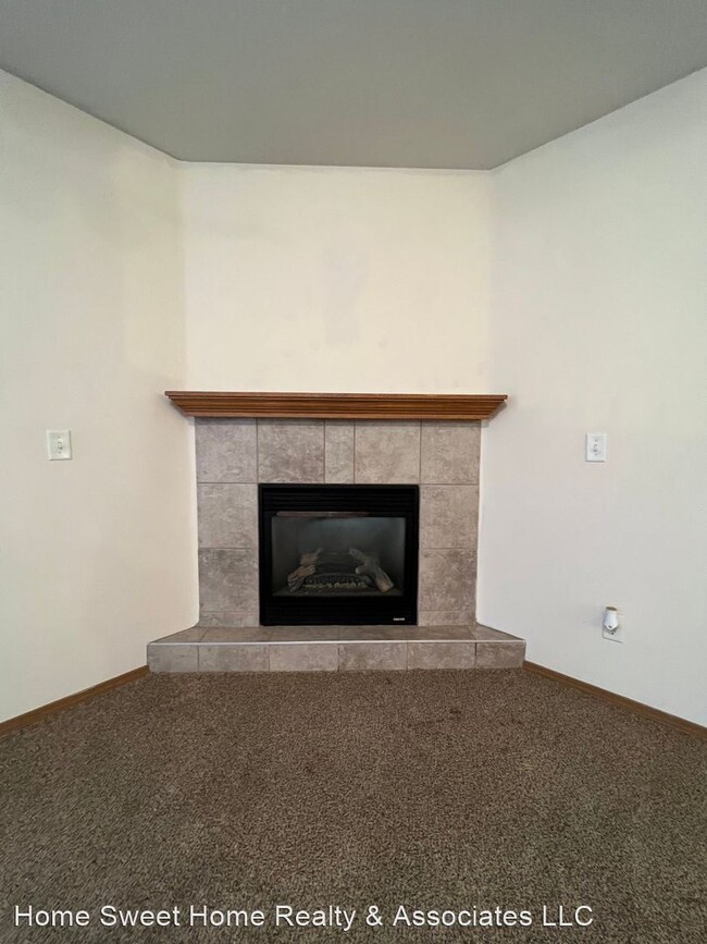 Building Photo - 3 br, 2 bath House - 1267 S Pinhook Dr