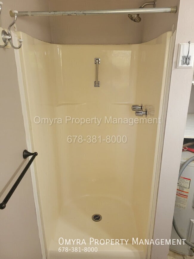 Foto del edificio - 591 Bolan St SE