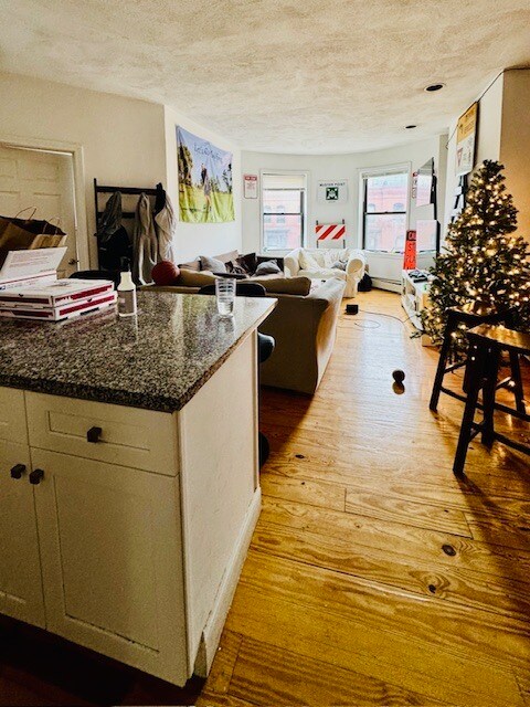 Foto del edificio - 606 Columbus Ave