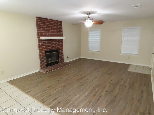 Building Photo - 2 br, 1 bath House - 3225 Lexington Dr.
