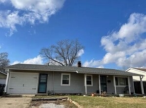Building Photo - 209 Avalon Ln