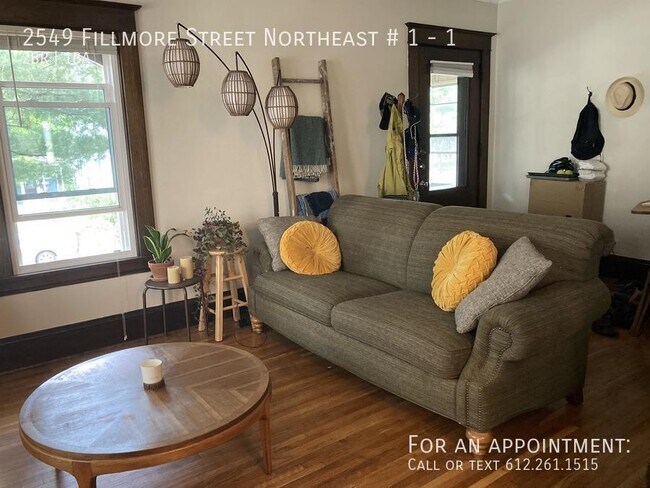 Foto del edificio - 2549 Fillmore St NE