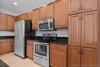Building Photo - 7221 Briella Dr