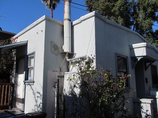 Building Photo - 1114 Addison St