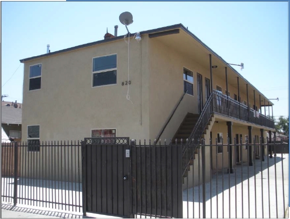 Foto del edificio - 820 W 83rd St
