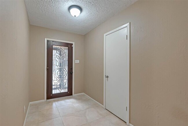 Foto del edificio - 17 Blush Hill Dr