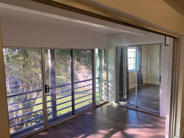 Building Photo - 10120 Boca Entrada Blvd