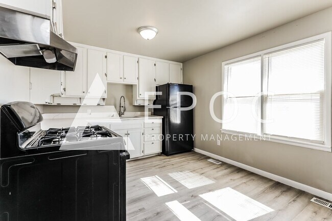 Foto del edificio - 5812 SE 5th St