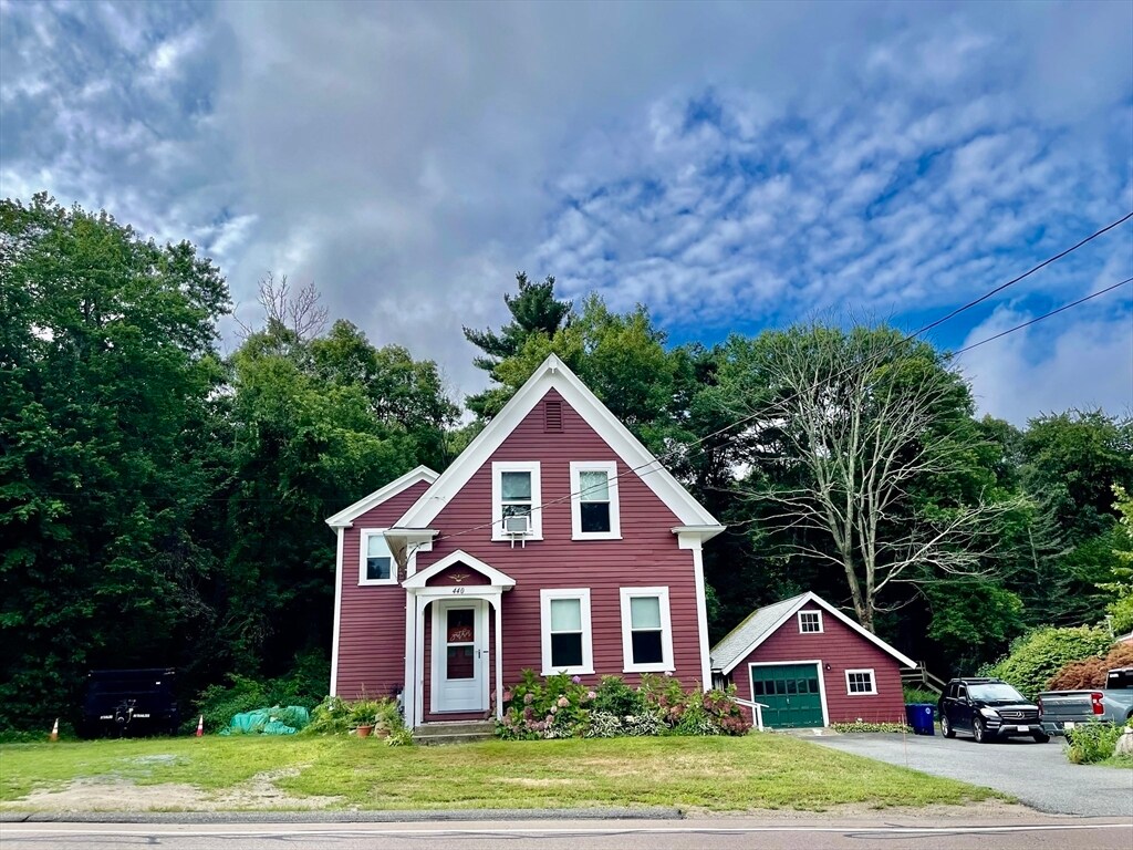 Primary Photo - 440 West St