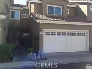Building Photo - 178 Matisse Cir