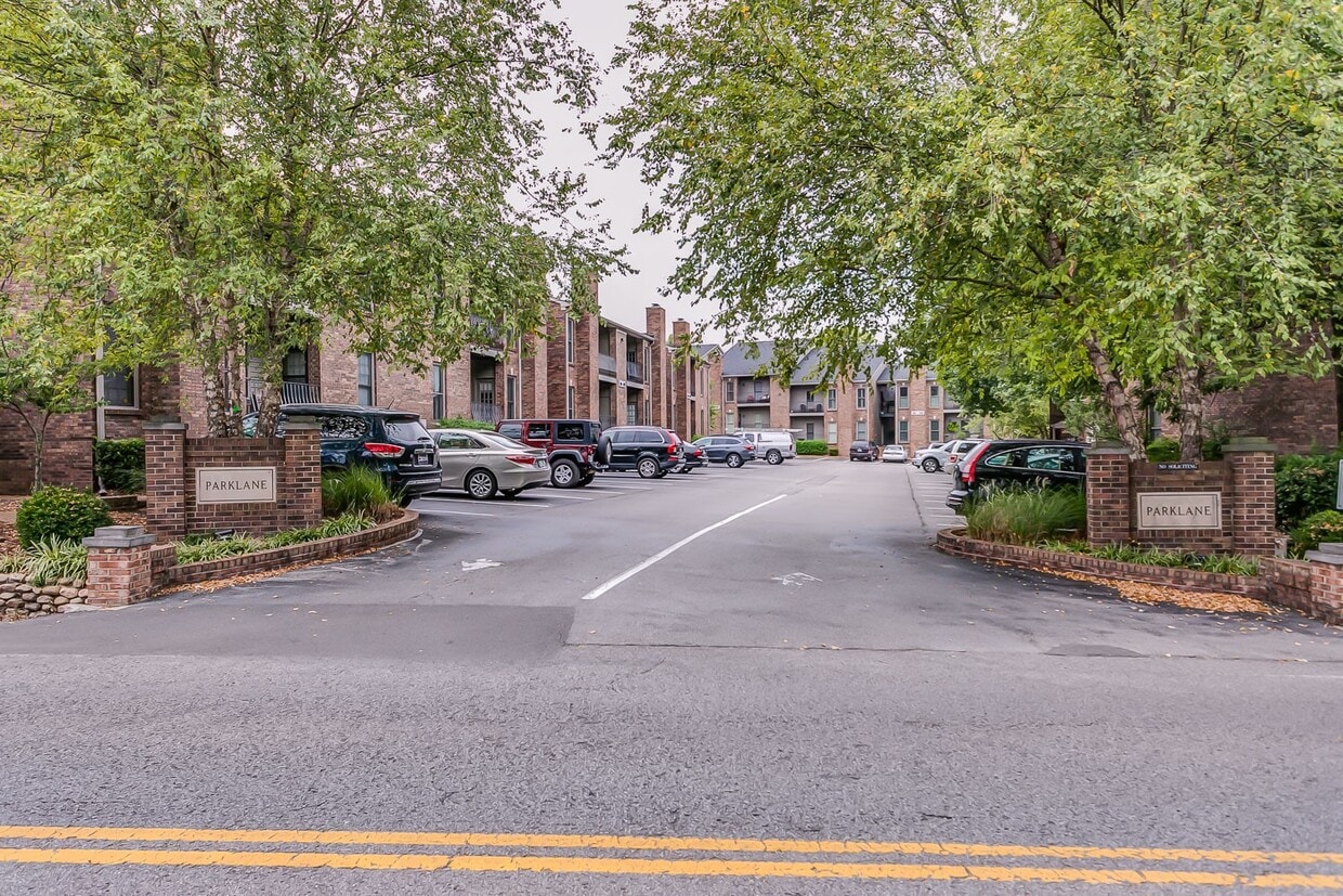 417 Sloan Rd, Nashville, TN 37209 Condo for Rent in Nashville, TN