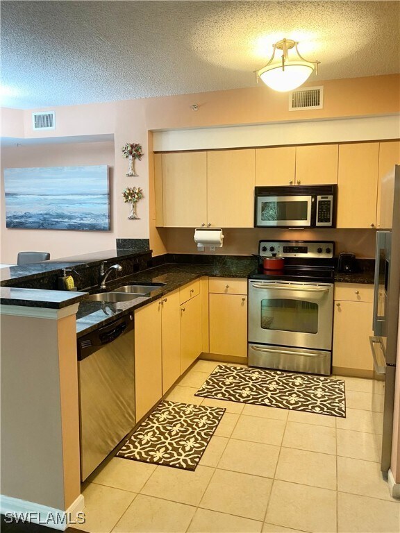 Foto del edificio - 1105 Reserve Ct