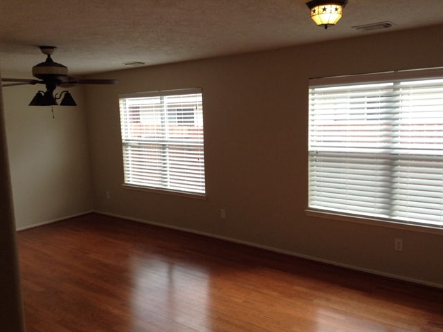 Building Photo - 7211 Autumn Day Ct