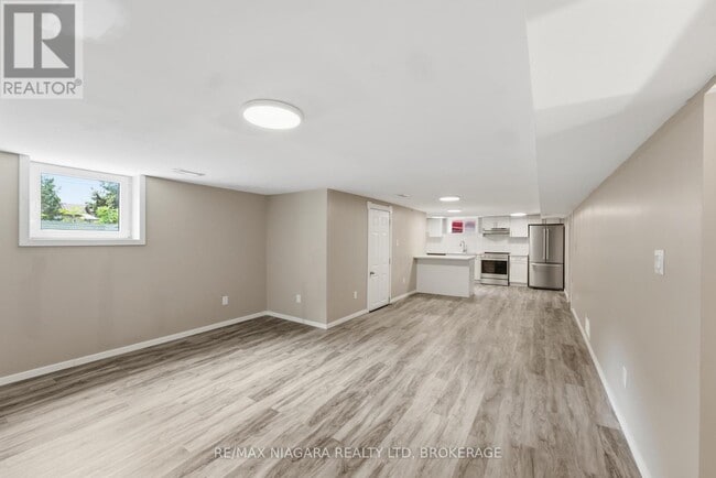 Building Photo - 250 Grantham Ave