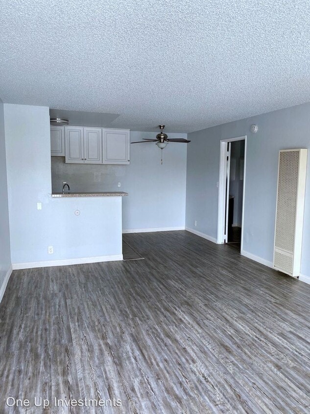 Primary Photo - 1 br, 1 bath Apartment - 21106 Parthenia St.