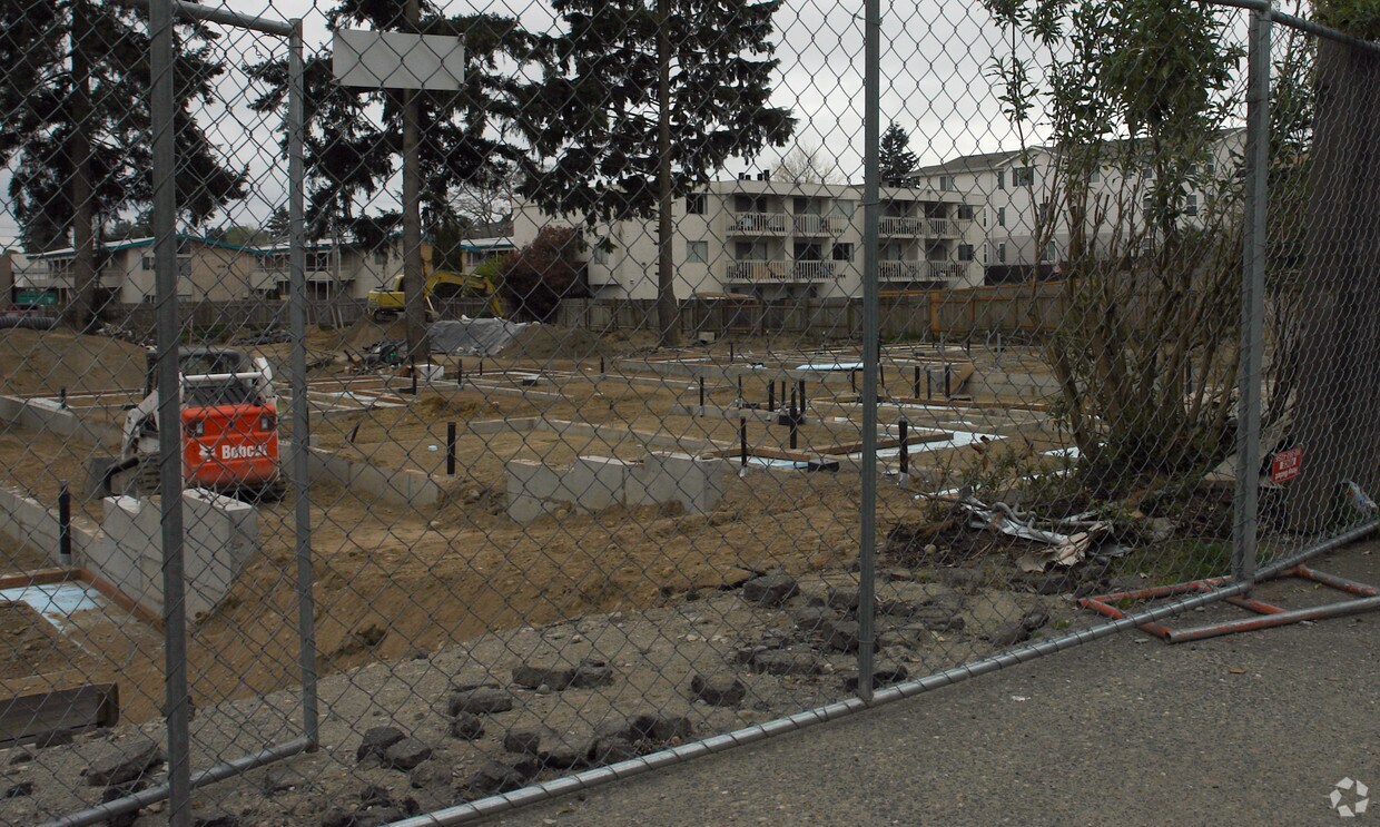 Building Photo - 937 Aurora Ave N