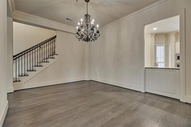 Building Photo - 2 History Row