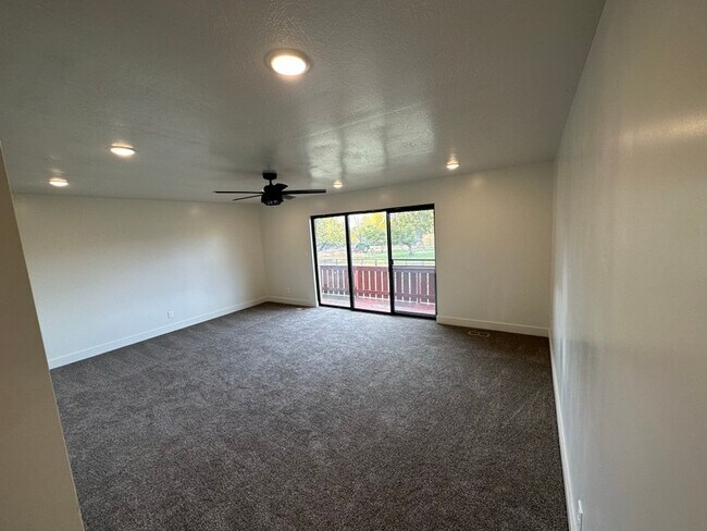Foto del edificio - 1380 W 2600 S St