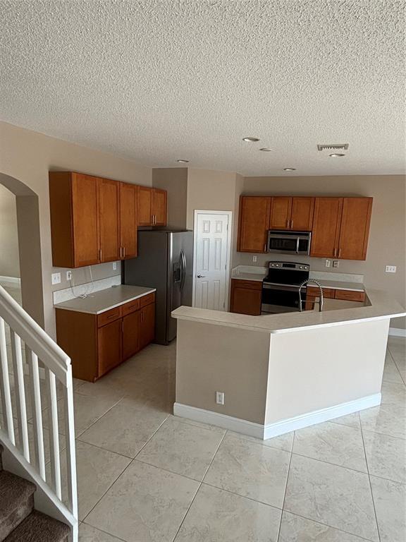 Building Photo - 4375 Banyan Trails Dr