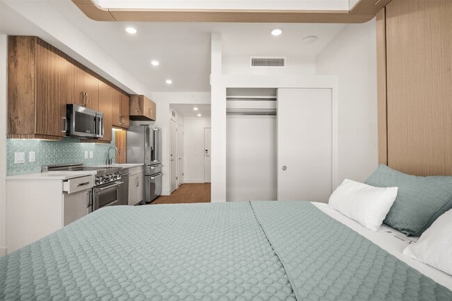 Building Photo - The Residences at 801 East Whiting Street