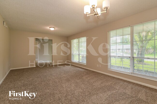Foto del edificio - 1806 Alder Dr