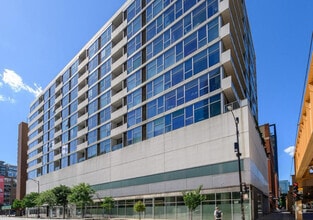 Building Photo - 630 N Franklin St