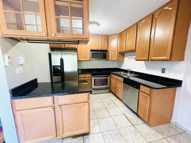 Kitchen - 4439 Arbor Cir