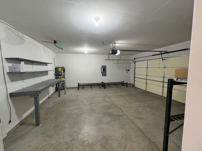 Foto del edificio - Home for Rent in Quincy