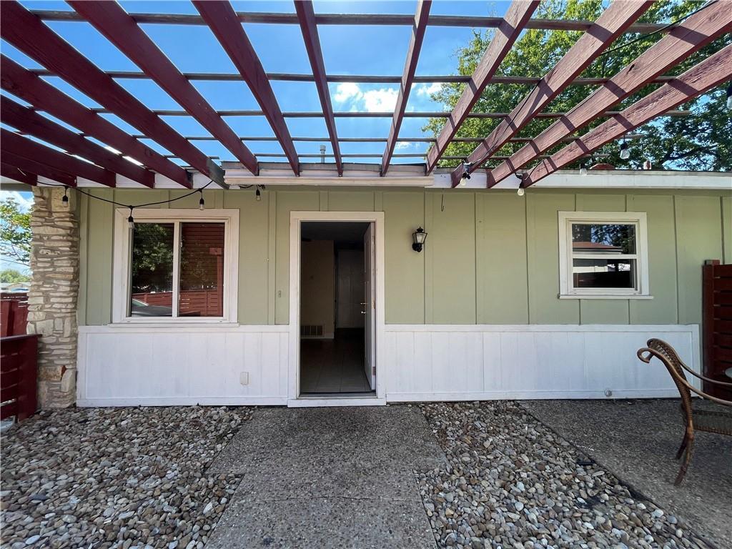 5408 Ponciana Dr, Austin, TX 78744 Townhome Rentals in Austin TX