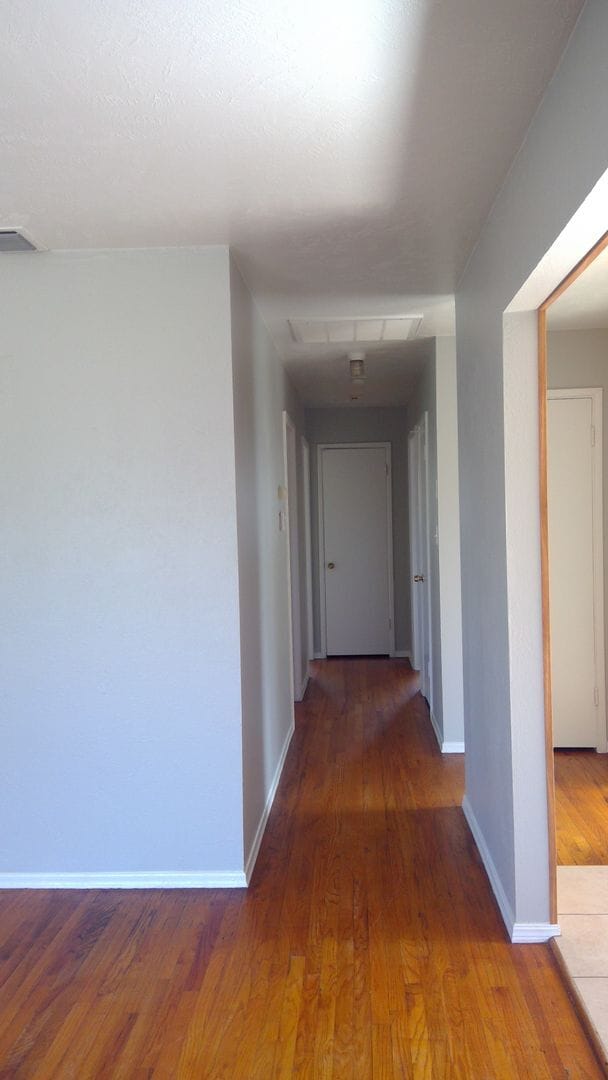 Building Photo - Beautiful home near Fashion Fair