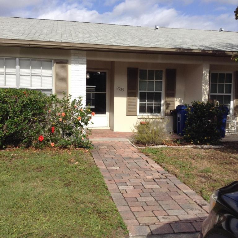 Foto principal - 2955 Stillwell Ct