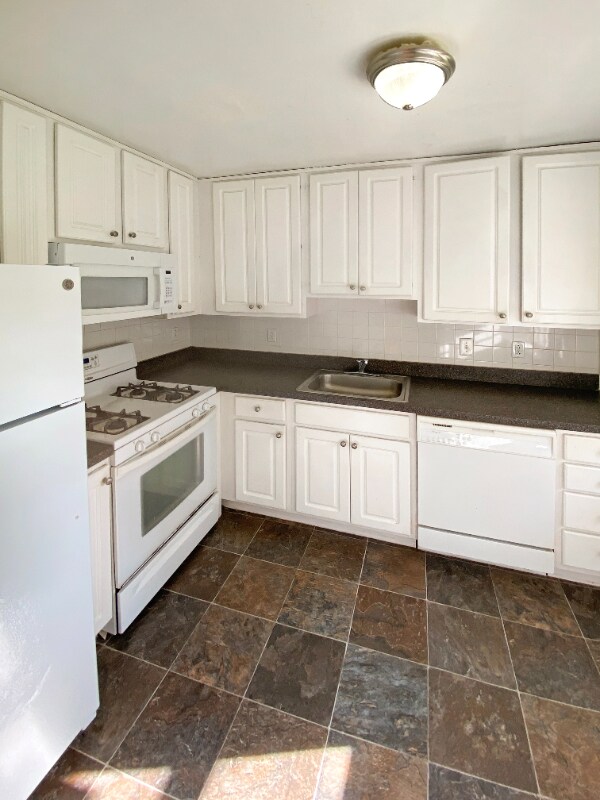 Foto del edificio - 2920 Midvale Ave