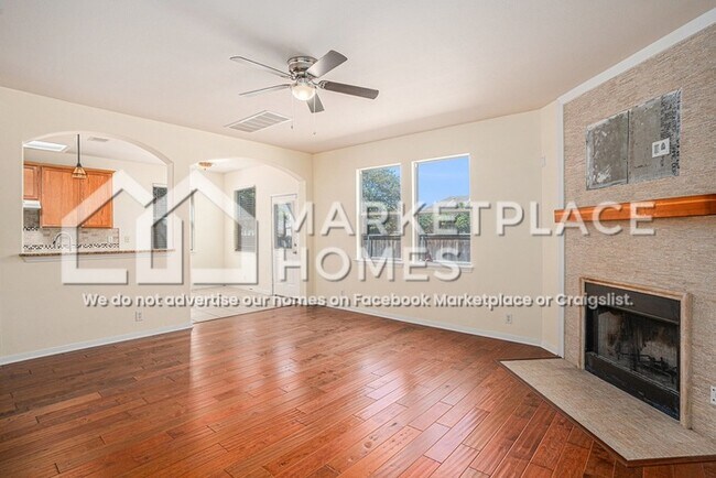Foto del edificio - 200 Frontier Cove