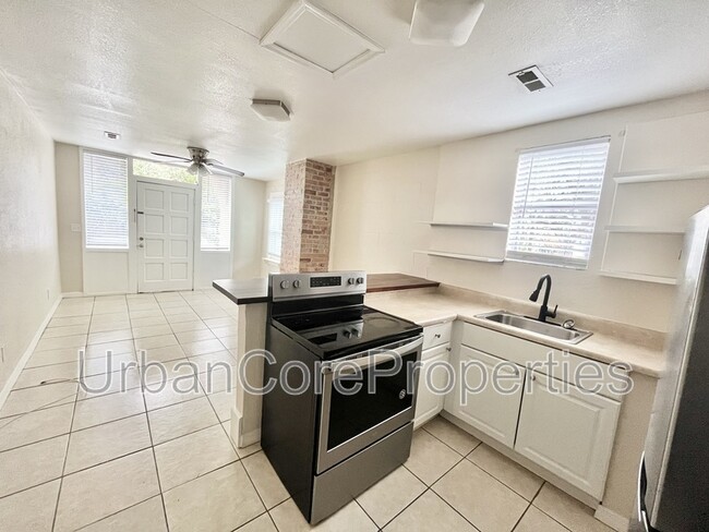 Building Photo - 380 13th Ave NE