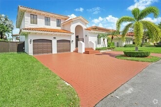 Building Photo - 7545 SW 188th Ln