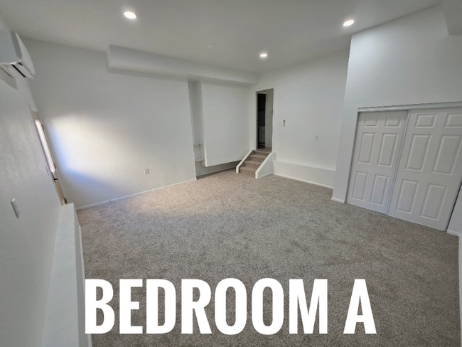 Photo - 1805 Dewhirst Dr House