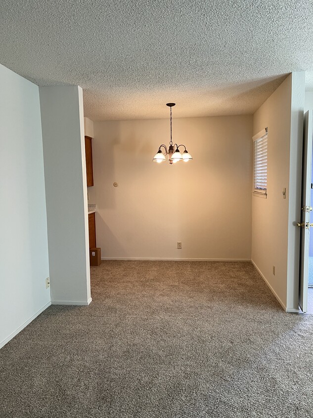 Foto principal - Walnut Avenue Apartments