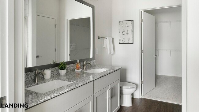 Foto del edificio - 2110 Birkhall St