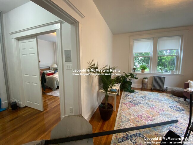 Foto del edificio - 81 Winchester St