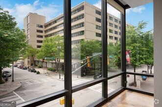 Building Photo - 867 Peachtree St NE