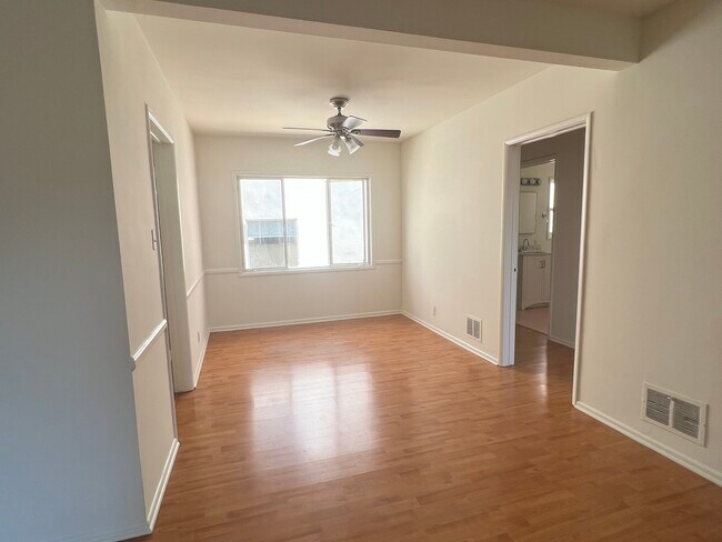 LARGE DEN - 2115 S Beverly Glen Blvd