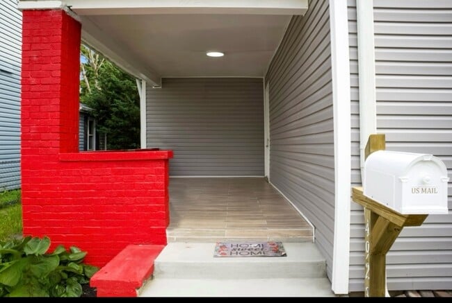 Foto del edificio - 4923 E University Ave