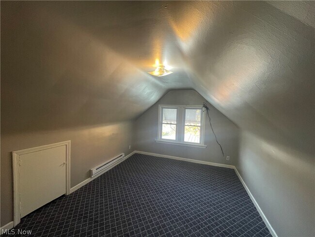 Foto del edificio - 3217 E 132nd St