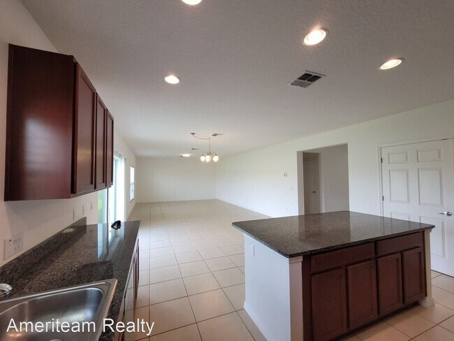 Building Photo - 5 br, 3 bath House - 3871 Gulf Shore Circle