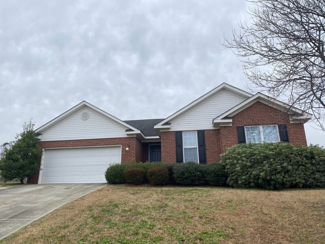 Foto principal - 3/2 Ashland commons - double garage & priv...